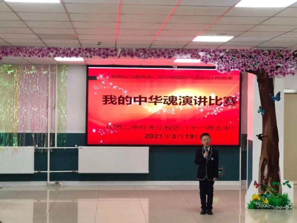 逃犯欲“改头换面”，难逃警方“火眼金睛”！
