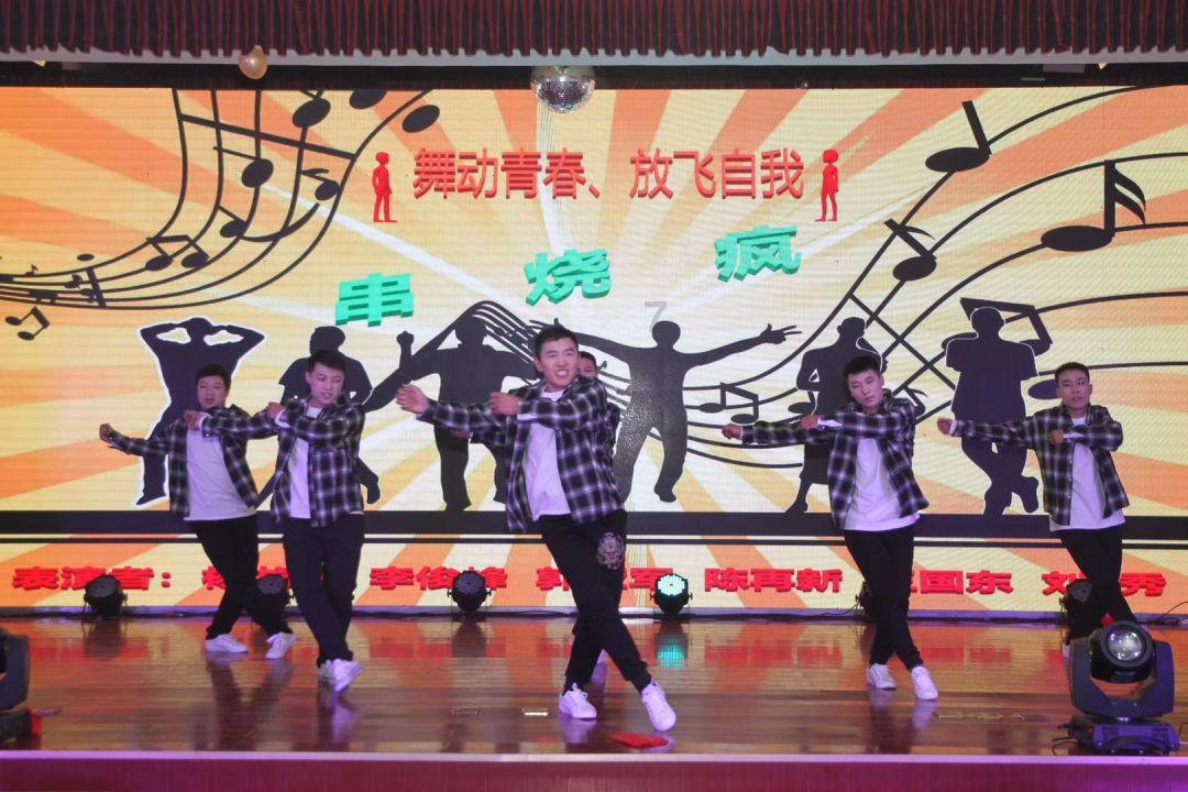 虫虫助手下载