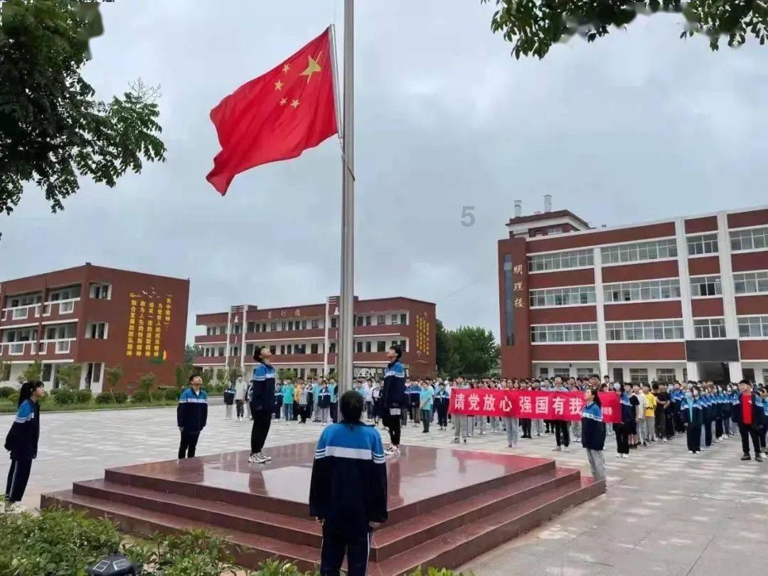 中方2次擦肩而过，没让米莱醒悟，不到3天，阿根廷50万人大罢工